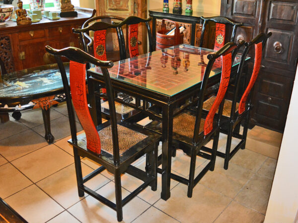 Stół chiński i sześć krzeseł