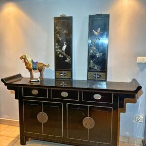 czarna komoda chińska tradycyjna